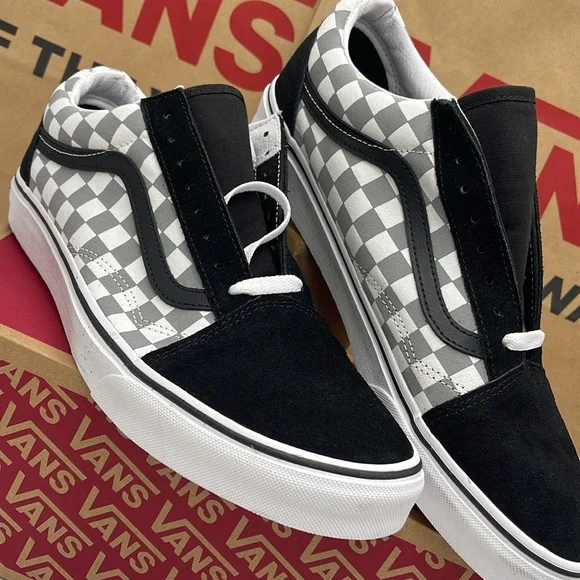 Vans Men’s Checkerboard Sneakers Old Skool
Cosmic Check Reflective
VN0A5JMIB9J - Picture 6 of 16